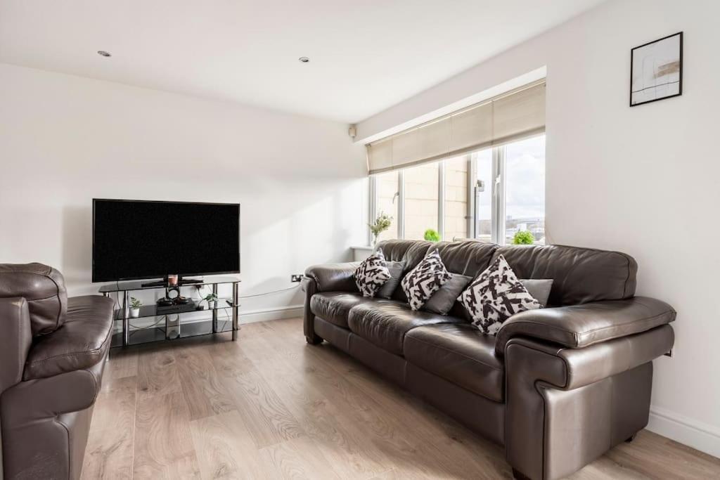 Stunning Flat By Quayside With Balcony!! Apartment Нюкасъл ъпон Тайн Екстериор снимка