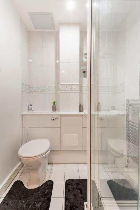 Stunning Flat By Quayside With Balcony!! Apartment Нюкасъл ъпон Тайн Екстериор снимка
